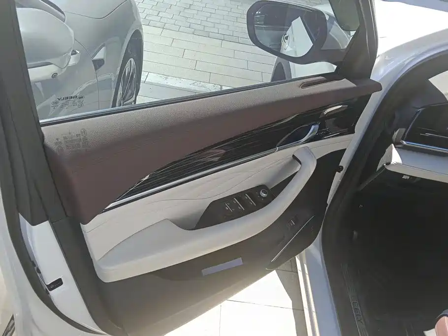 Geely Xingyue L — миниатюра 7
