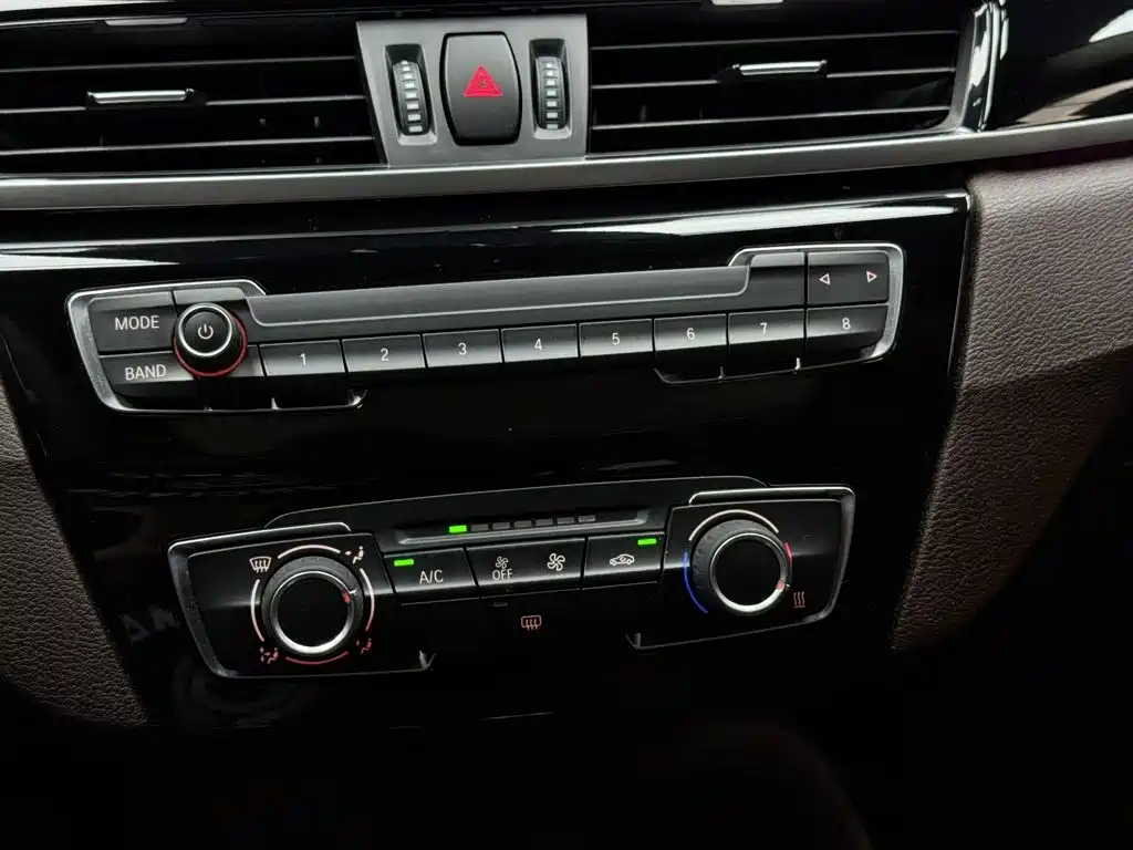 BMW X1 — миниатюра 6