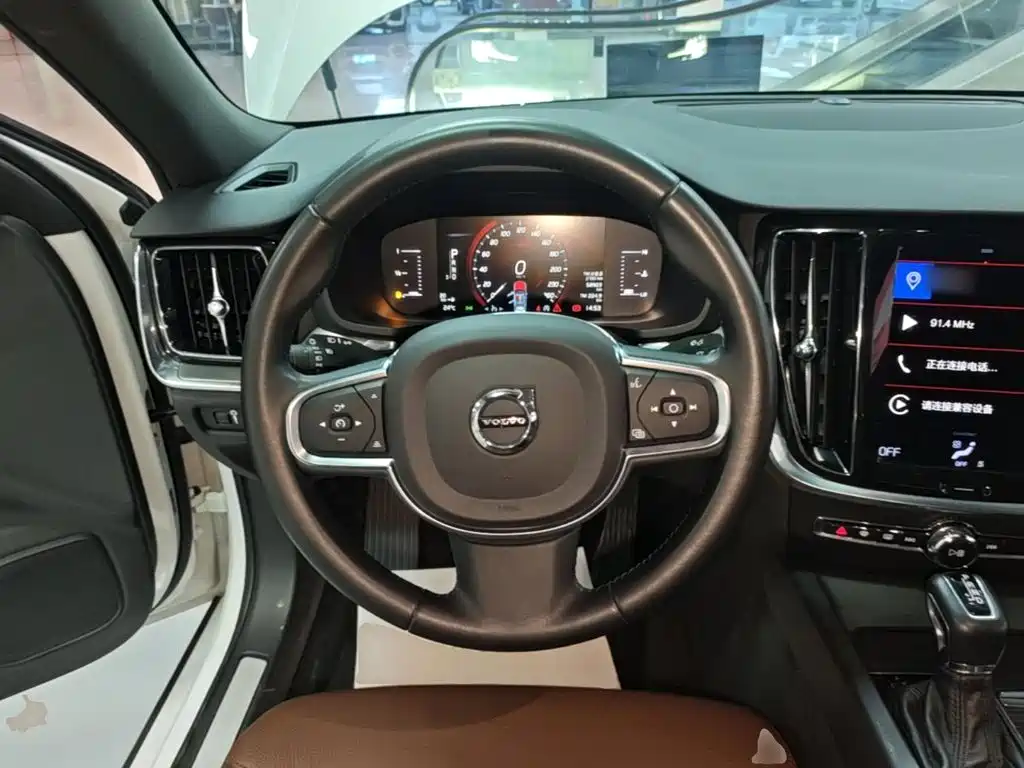 Volvo S60 — миниатюра 11