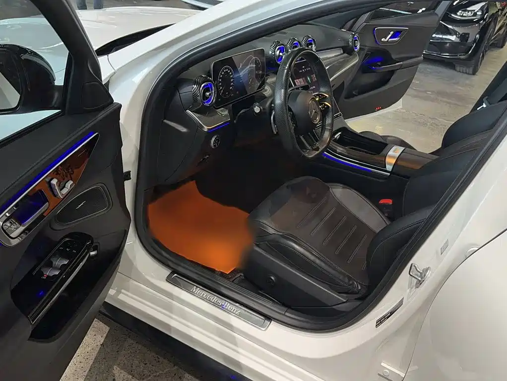 Mercedes-Benz C-Class — миниатюра 20