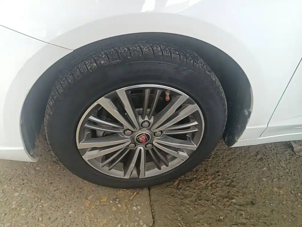 Roewe i5 — миниатюра 23