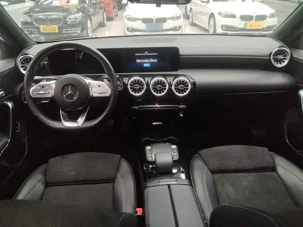 Mercedes-Benz A-Class A 2021 A 200 L Sport Fashion
