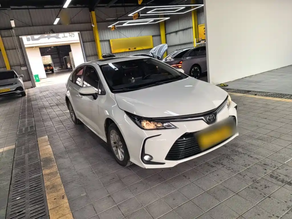 Toyota Corolla — миниатюра 4