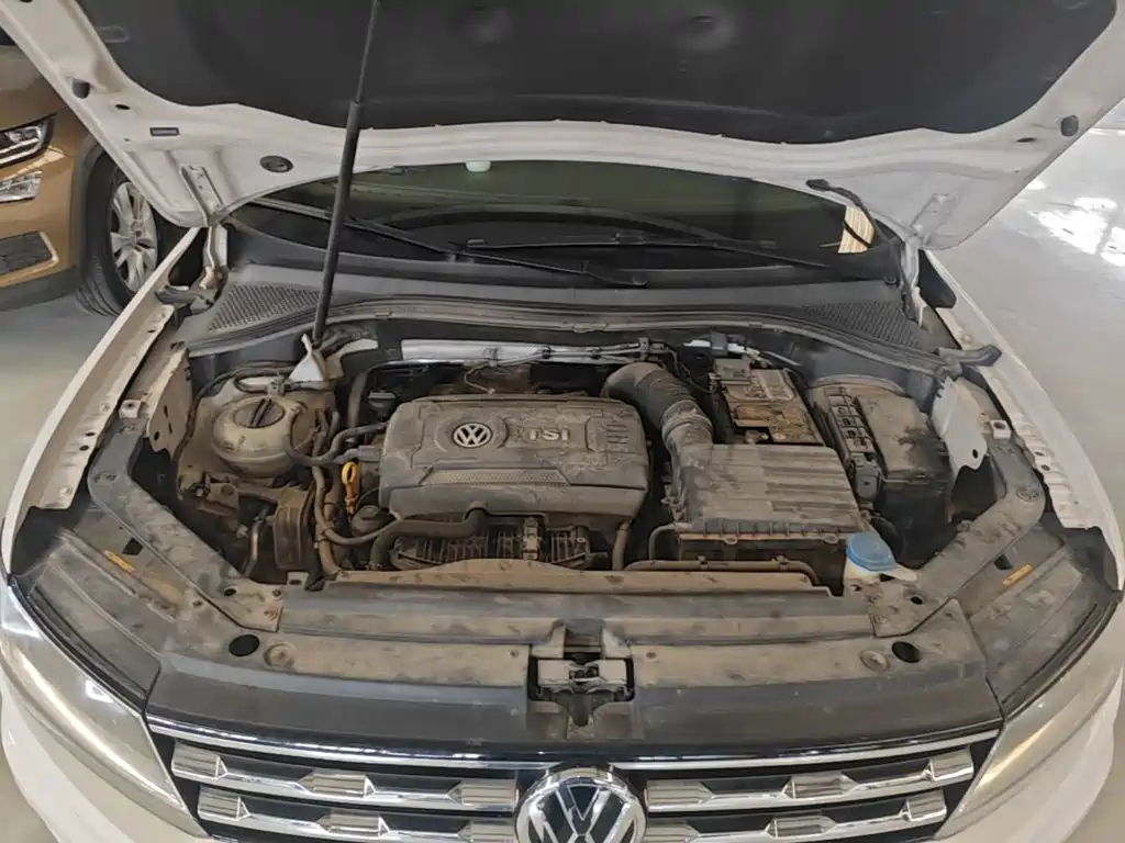 Volkswagen Tiguan L — миниатюра 20