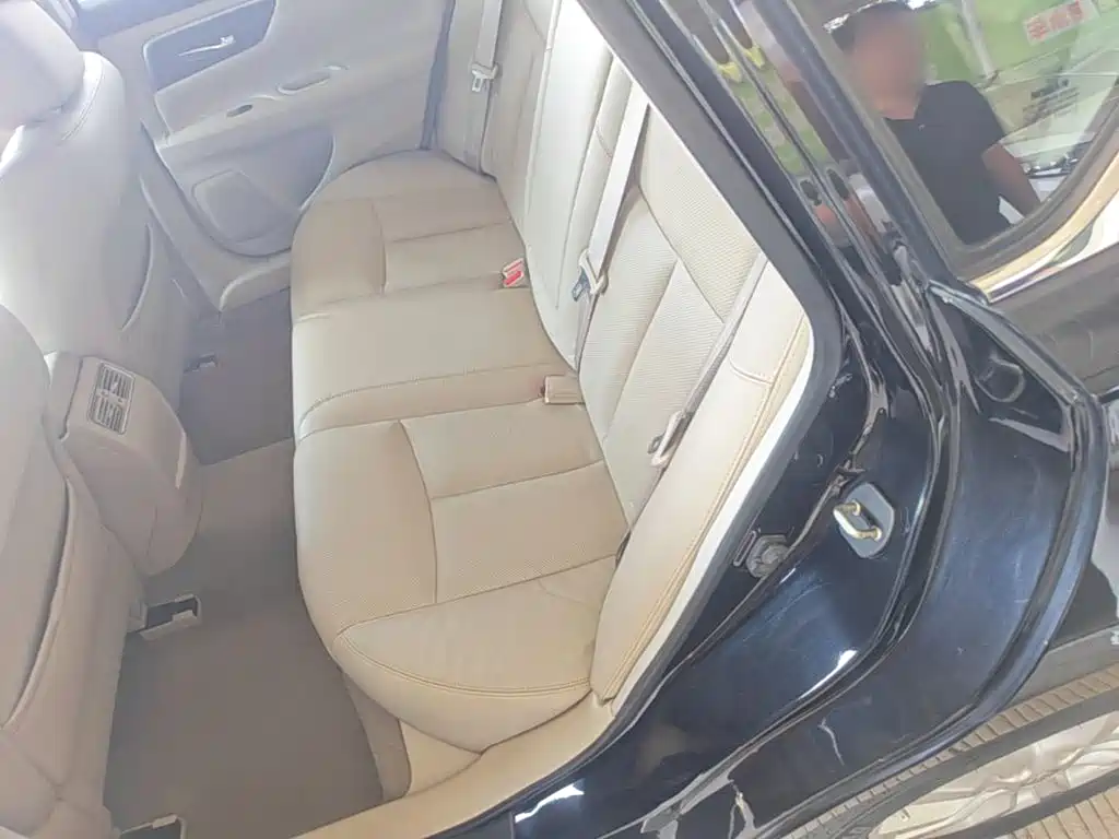 Nissan Teana — миниатюра 17