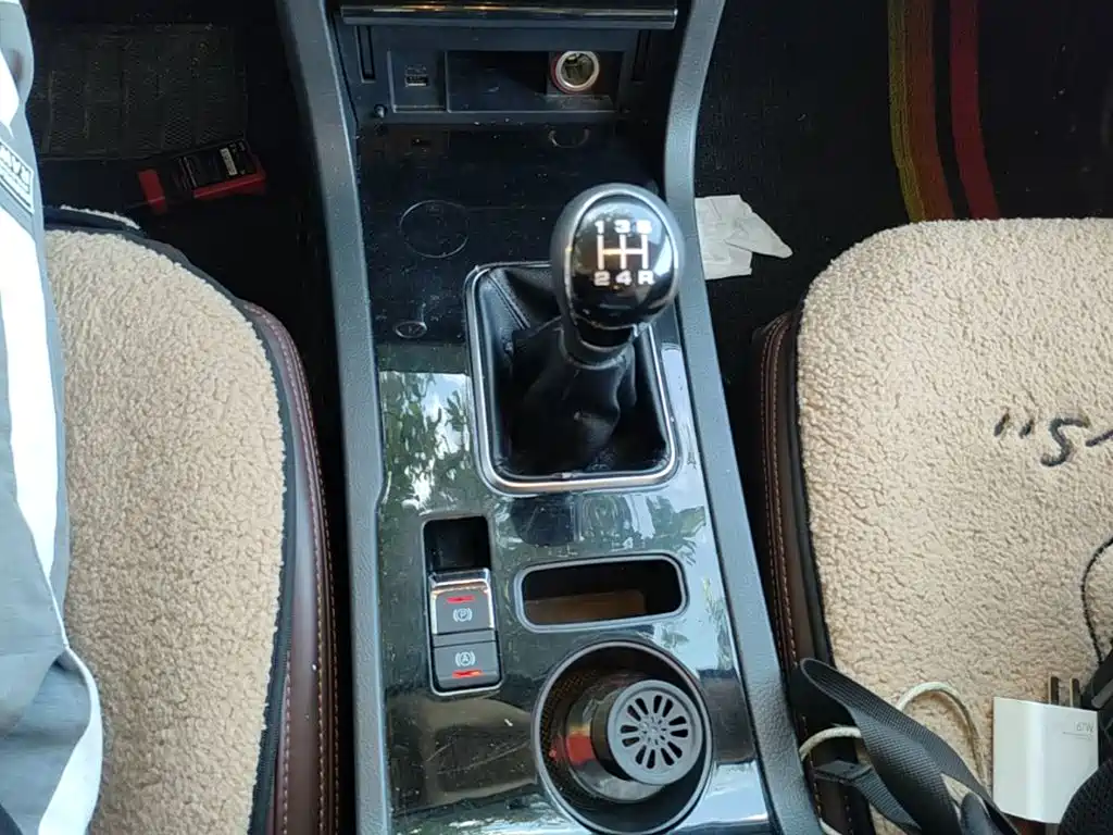 Yema Mustang T70 — миниатюра 14