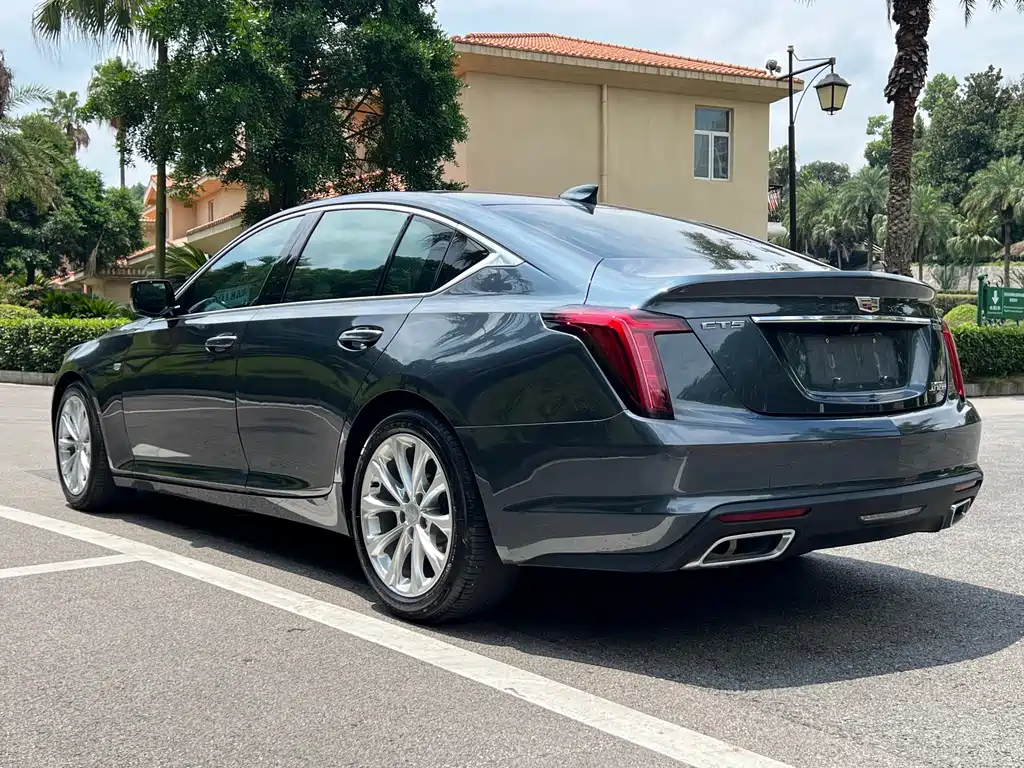 CADILLAC CT5