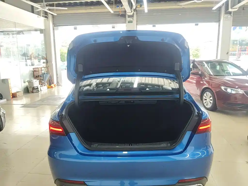 Geely Binrui — миниатюра 19