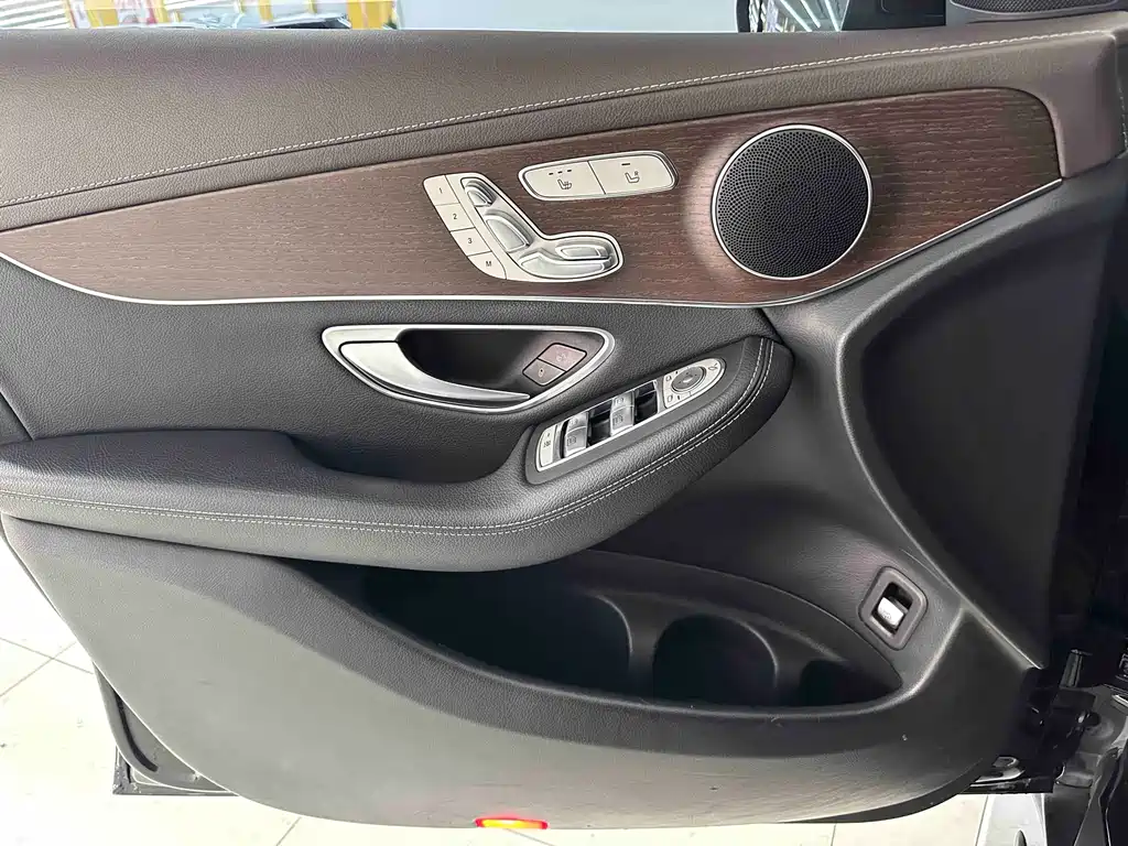 Mercedes-Benz GLC 2022 GLC 300 L 4MATIC