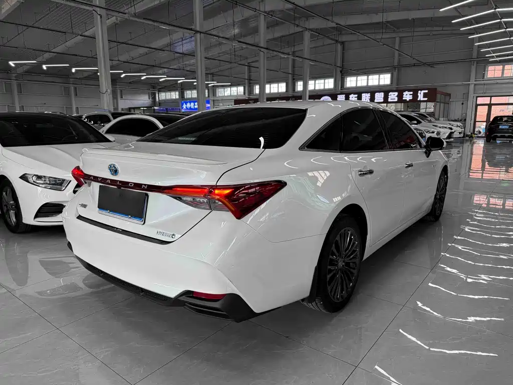 Toyota Avalon — миниатюра 4