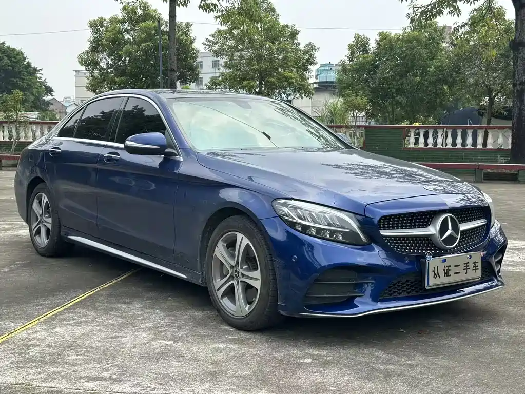 Mercedes-Benz C-Class — миниатюра 3