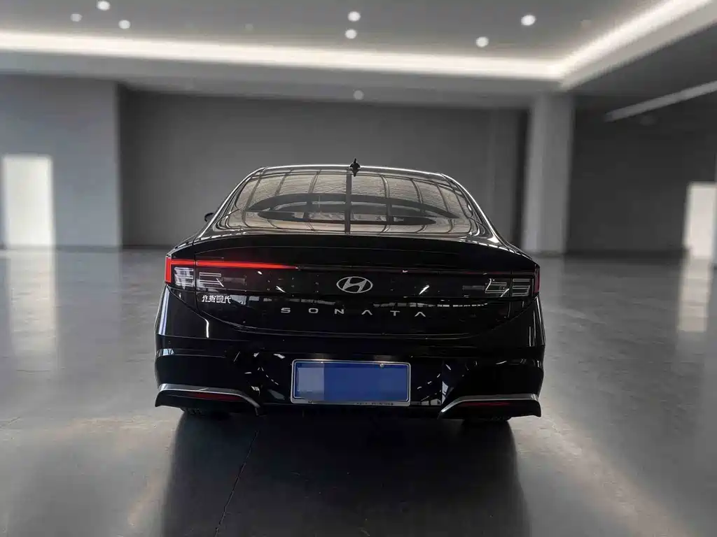 Hyundai Sonata — миниатюра 12
