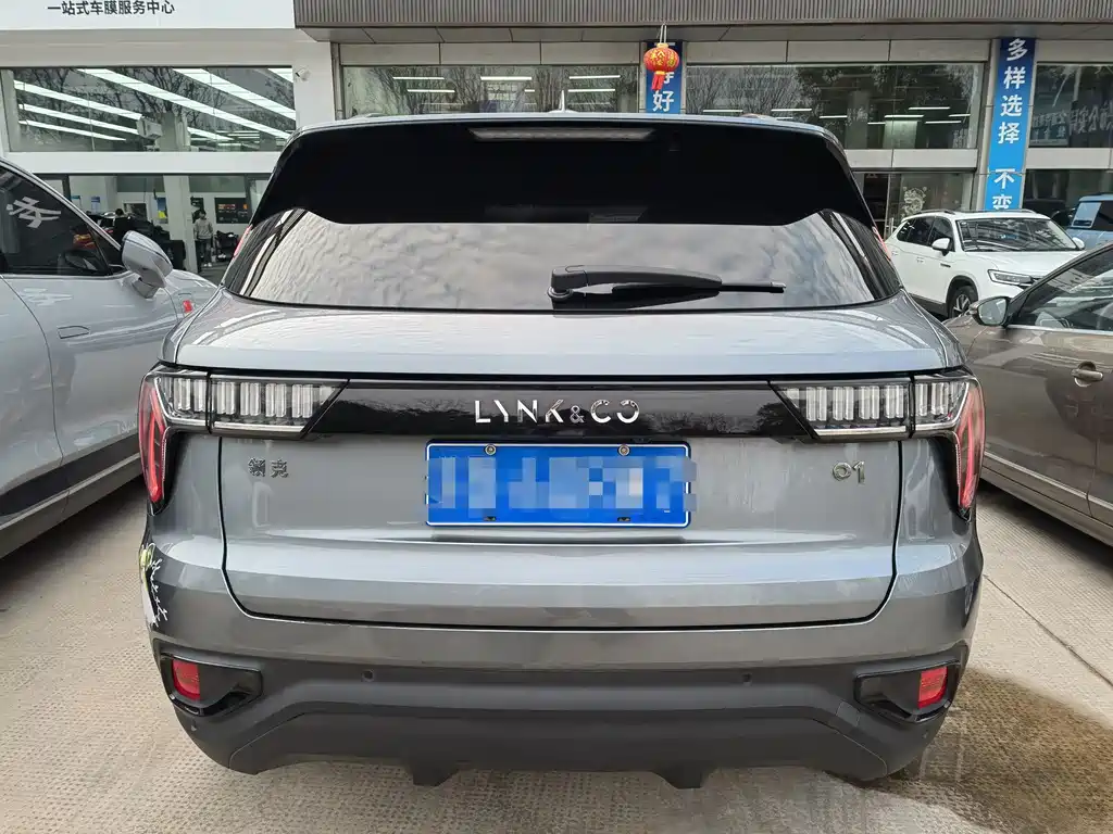 Lynk & Co 01 — миниатюра 5