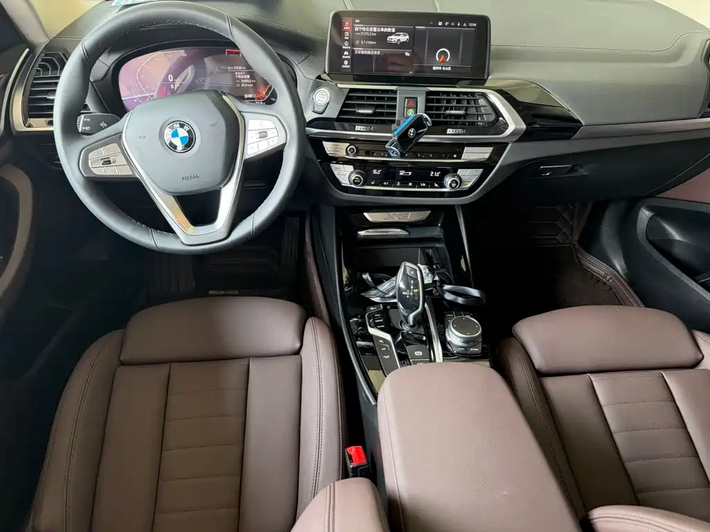 BMW X3 — миниатюра 9