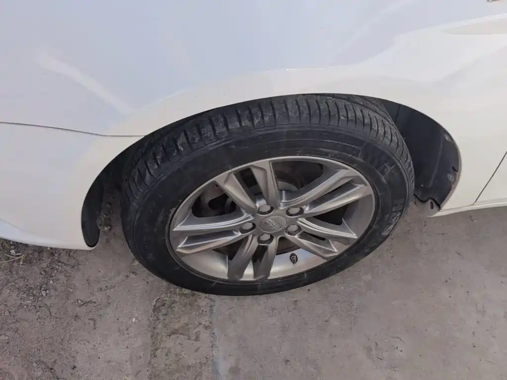 Geely Emgrand — миниатюра 23