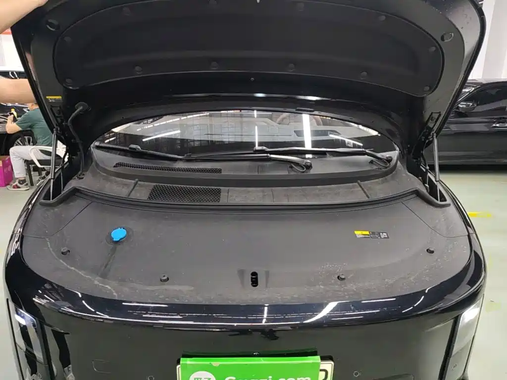 Li Auto Li i8 — миниатюра 20