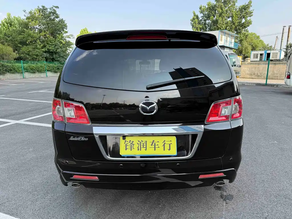 Mazda 8 2013 2.5L