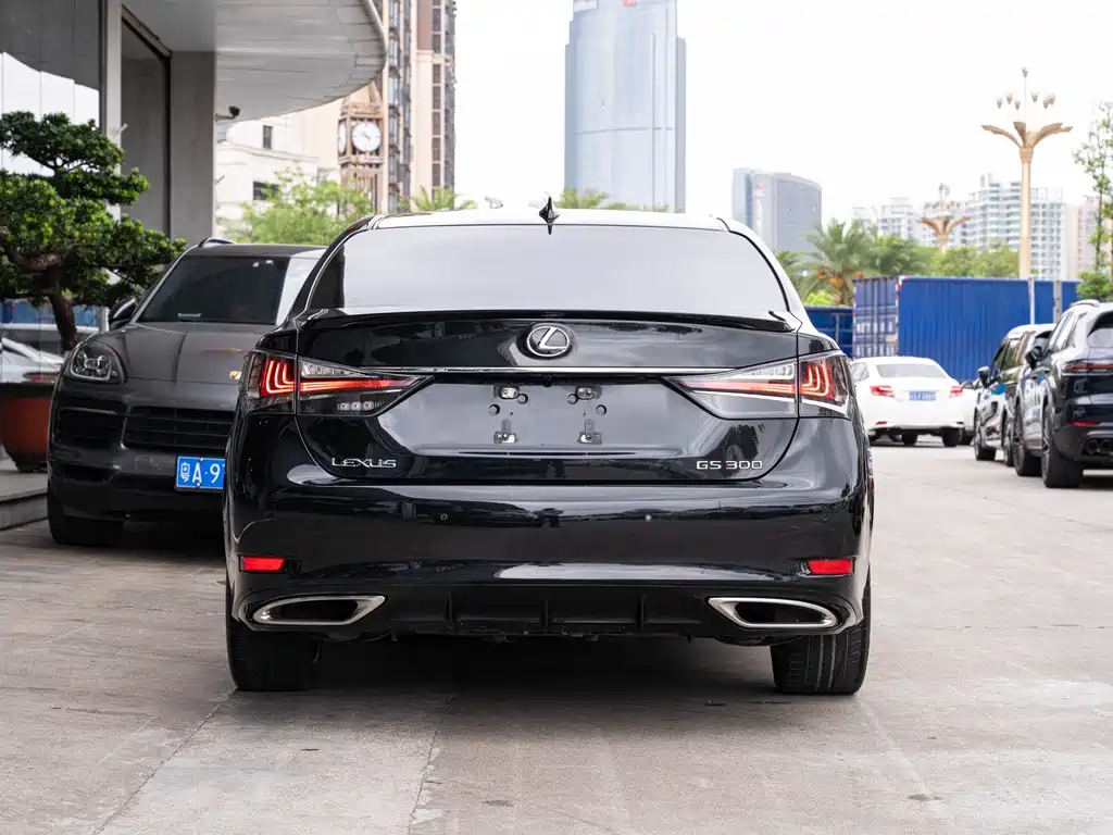 Lexus GS 2017 300 F SPORT