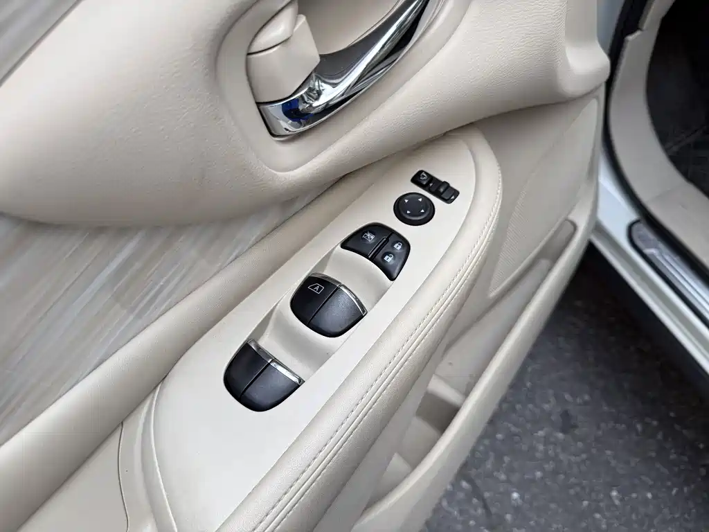 Nissan Murano — миниатюра 9