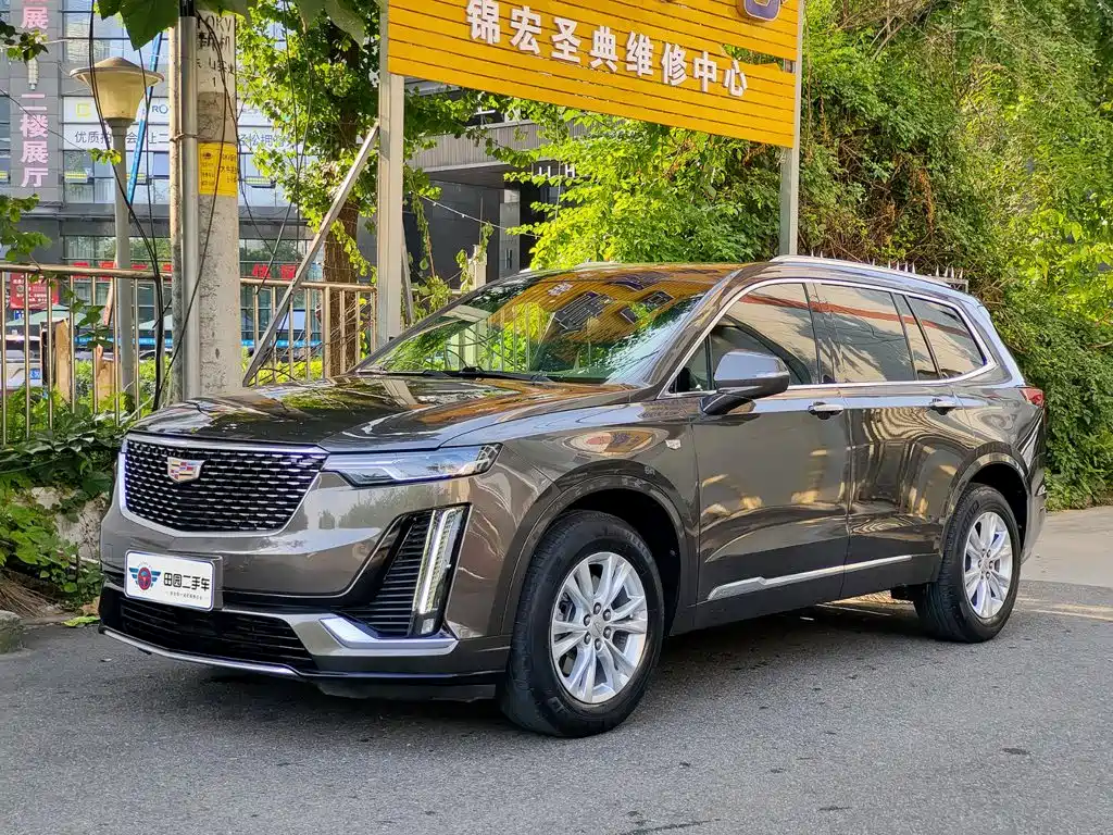 Cadillac XT6