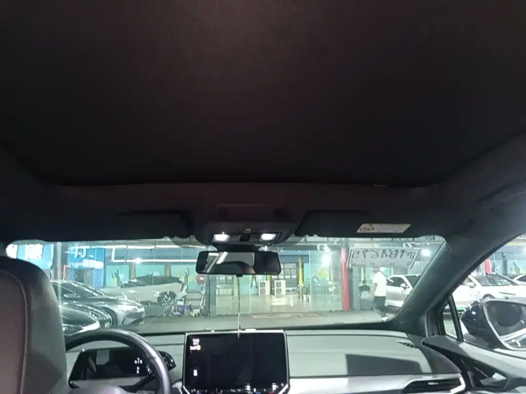 Volkswagen ID.4 Crozz — миниатюра 18