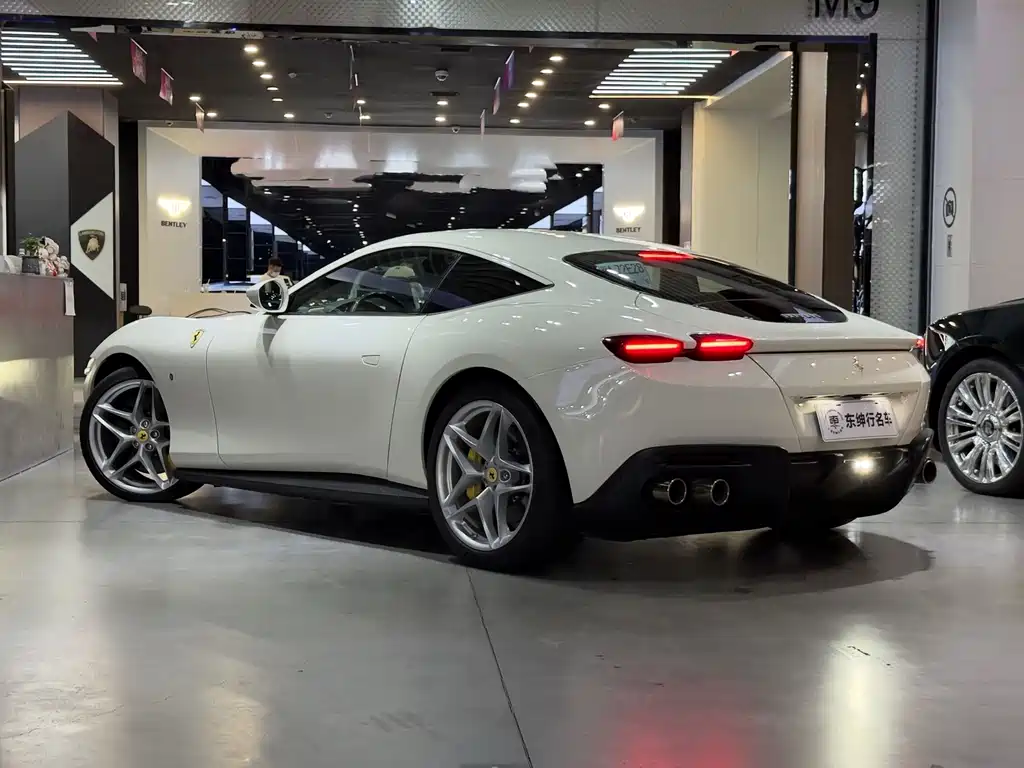 Ferrari Roma — миниатюра 4
