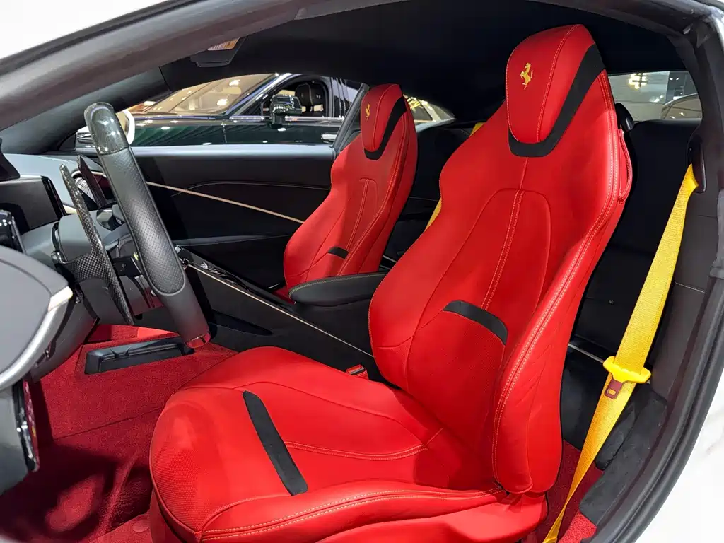 Ferrari Roma — миниатюра 13