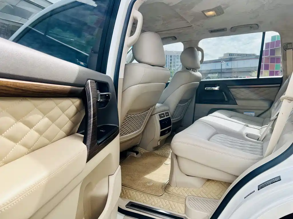 Toyota Land Cruiser 2020 4.6L