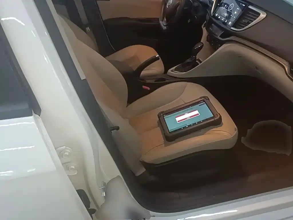 Buick Excelle — миниатюра 25