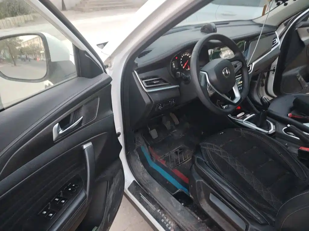 Changan CS35PLUS — миниатюра 14
