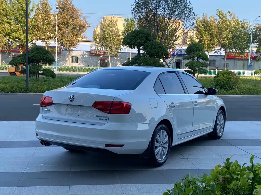 Volkswagen Sagitar — миниатюра 9