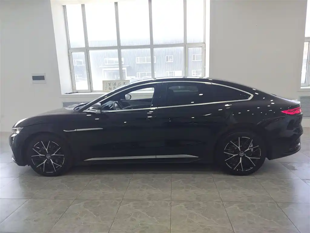 BYD HAN