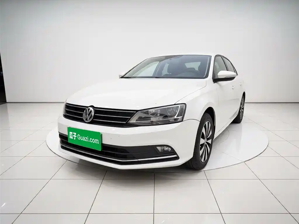 Volkswagen Sagitar 2017