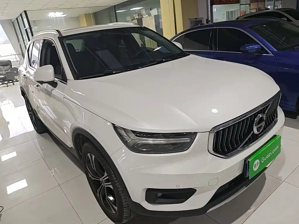 Volvo XC40 — миниатюра 4