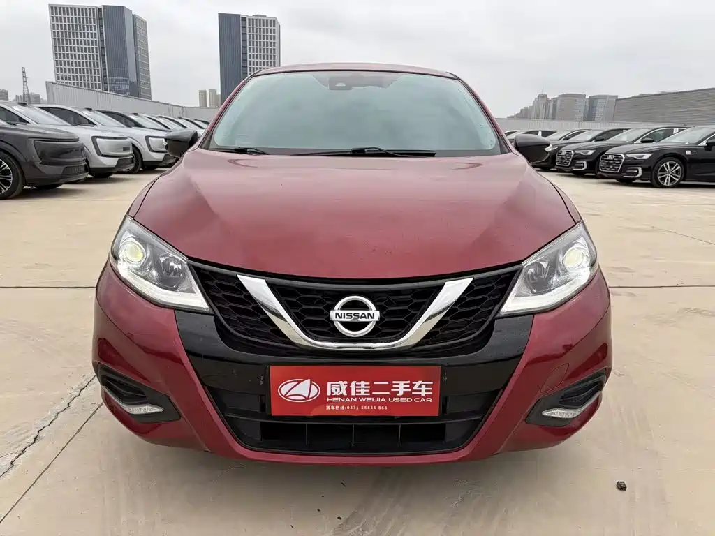 Nissan Tiida — миниатюра 2