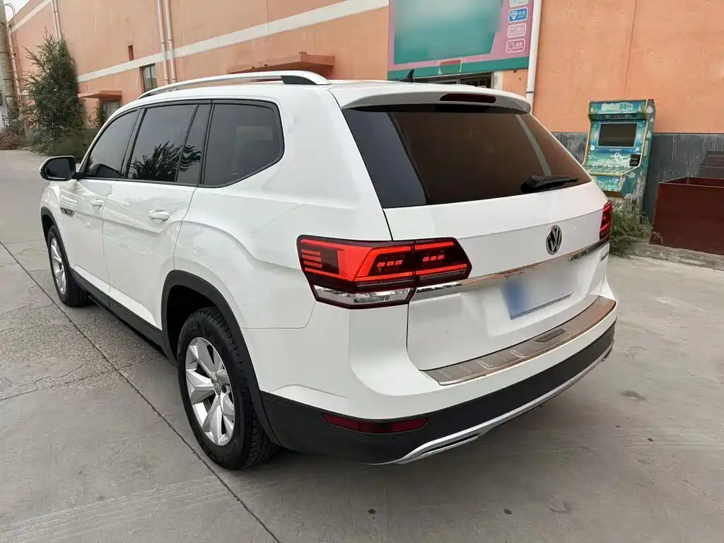 Volkswagen Teramont — миниатюра 5
