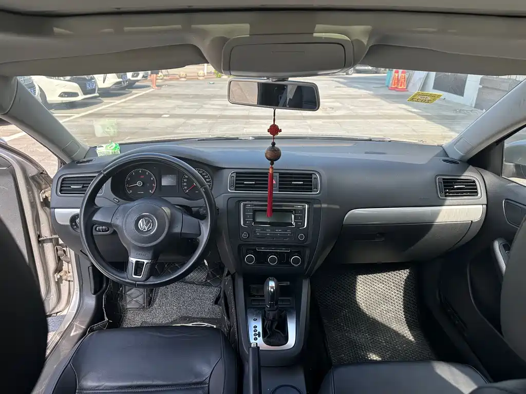 Volkswagen Sagitar — миниатюра 7