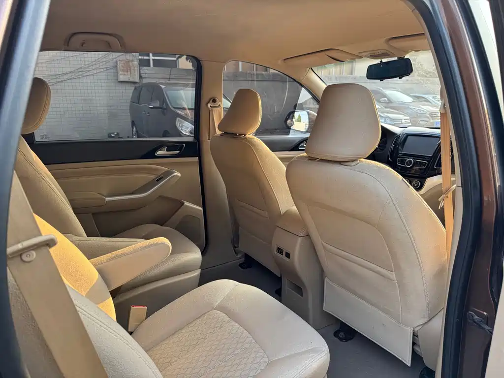 Baojun 730 — миниатюра 8