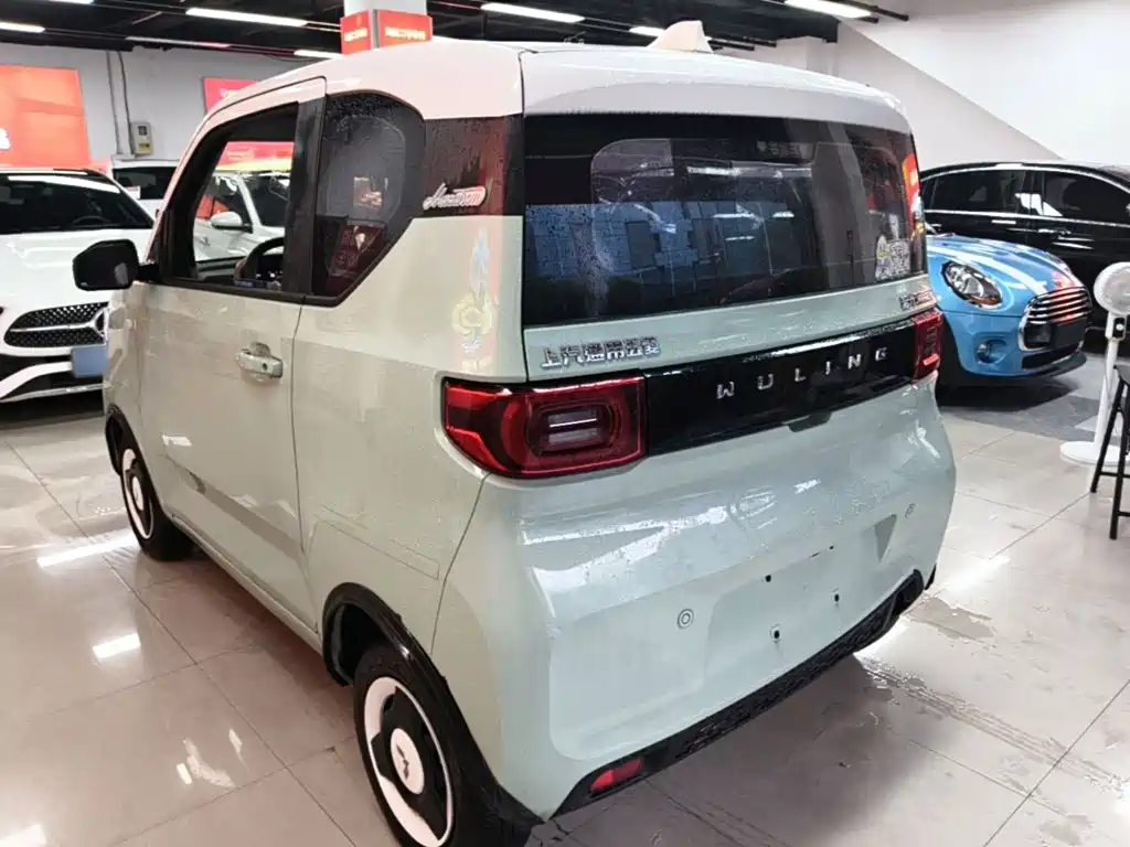 Wuling MINIEV — миниатюра 5