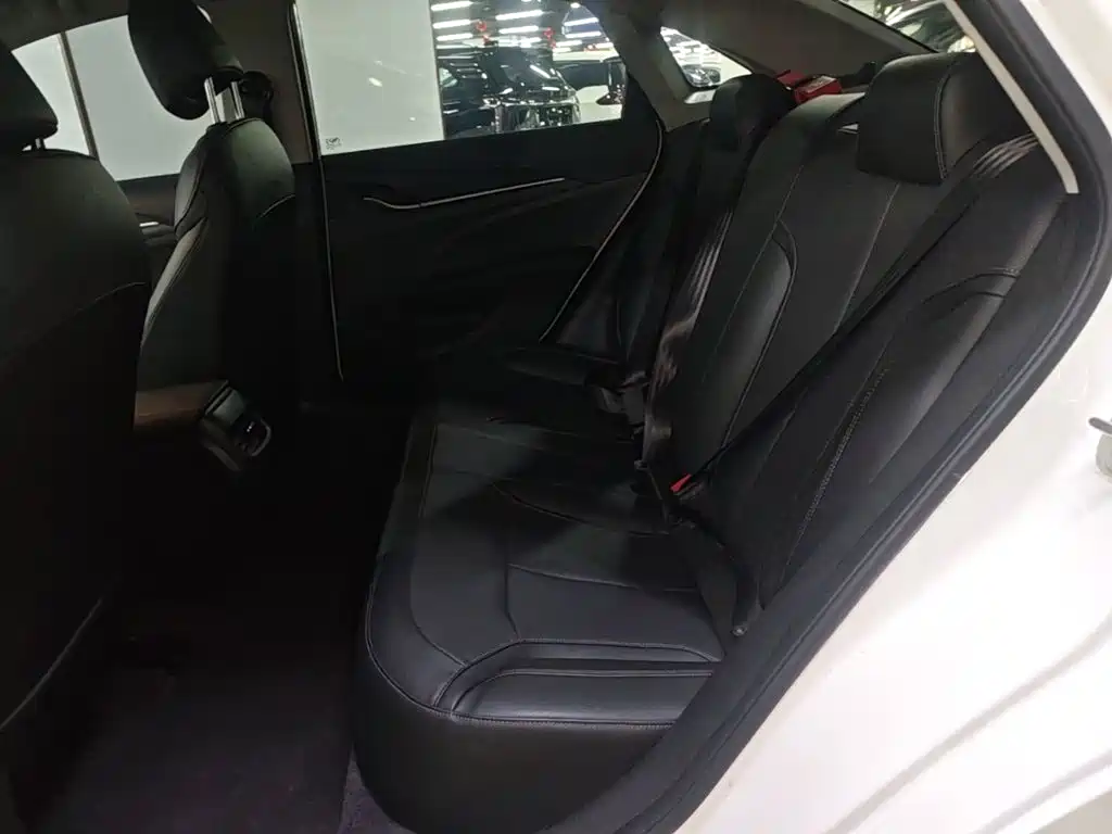 Buick Excelle — миниатюра 17