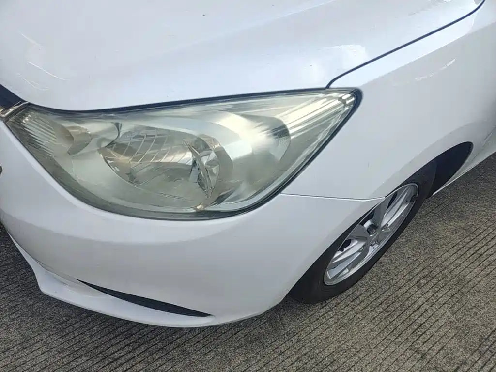 Chevrolet Sail — миниатюра 24