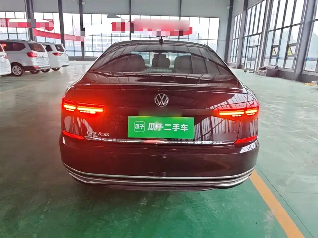 Volkswagen Passat 2020 330TSI Luxury VI
