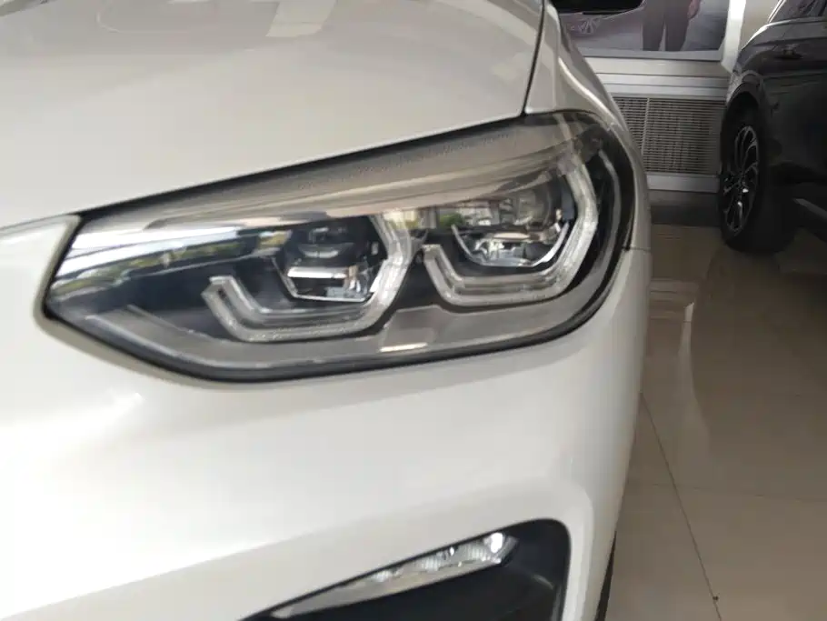 BMW X3 — миниатюра 5