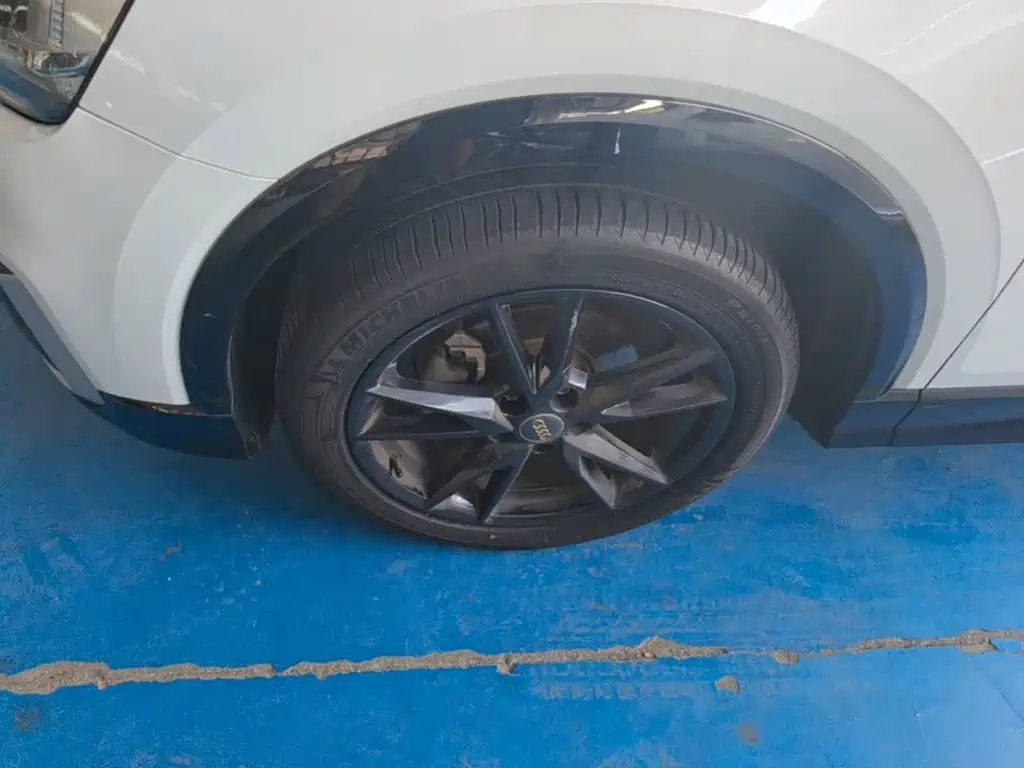Audi Q2L — миниатюра 23