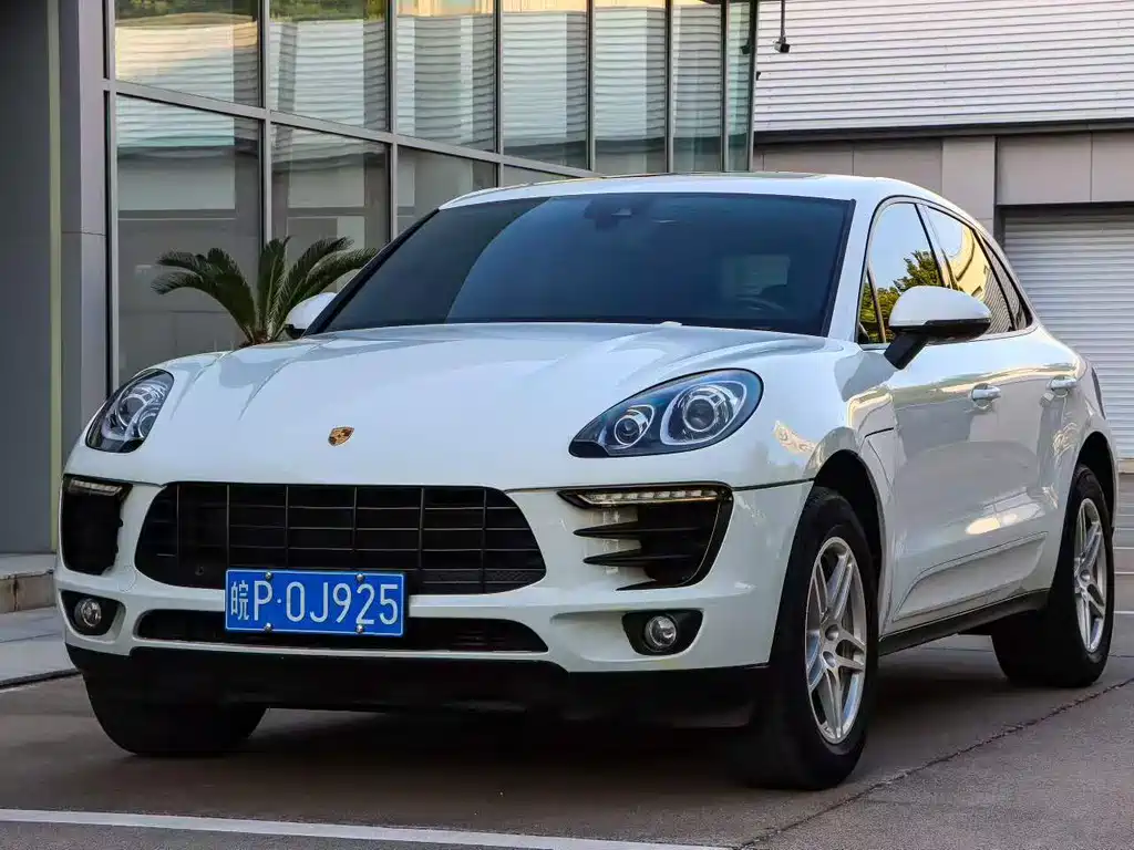 Купить Porsche Macan