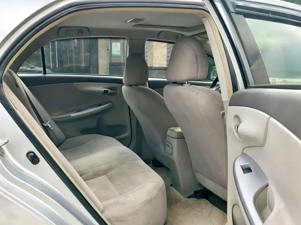 Toyota Corolla — миниатюра 12