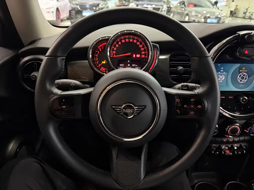 MINI Mini — миниатюра 7