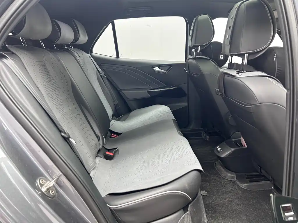 Volkswagen ID.3 — миниатюра 13