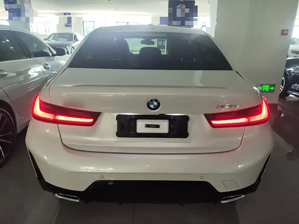 BMW 3 Series — миниатюра 6