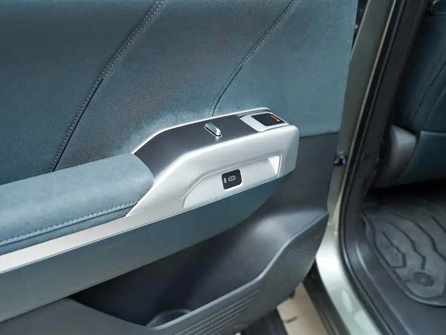 Changan Deepal DARK BLUE G318